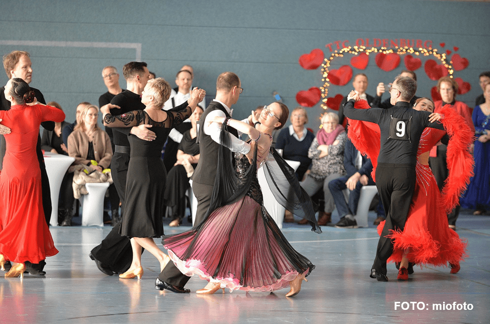Superstimmung und tolle Ergebnisse beim Valentinsturnier des TTC Oldenburg