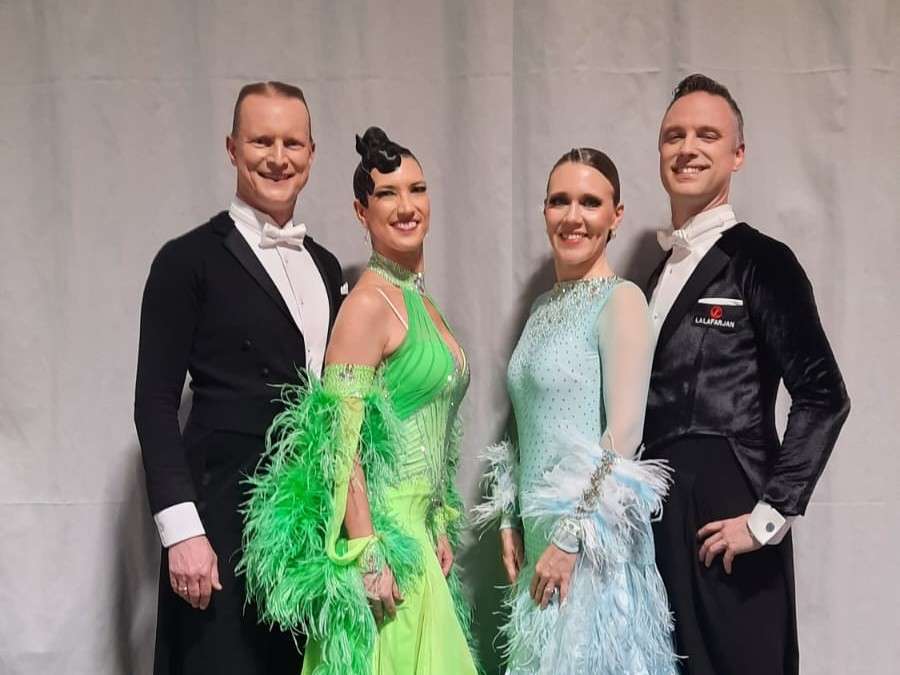 Oldenburger Paare beim internationalen Dance Sport Festival in Bremen erfolgreich